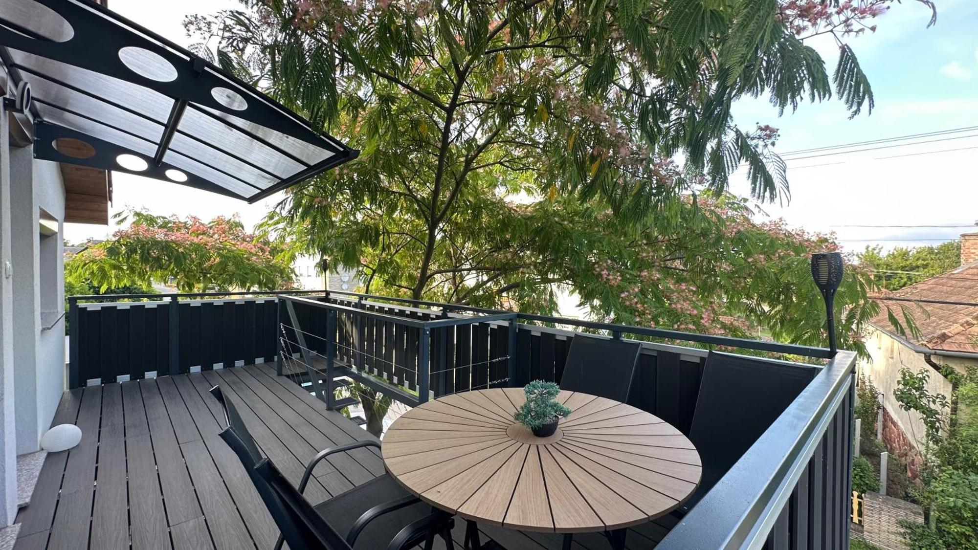 Limo Apartman Fonyód Zewnętrze zdjęcie